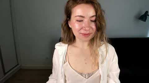 Mia online show from 03/28/26, 07:30