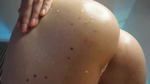 Snapshot of mia_meows chatting on 02/18/25, 07:19 Mia here Appreciate your support online show from 02/18/25, 07:19