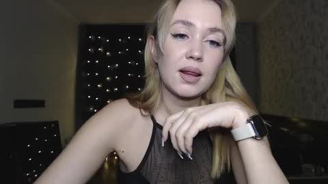 Mia online show from 02/15/25, 12:43