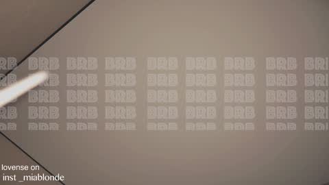 Snapshot of mia_milagros chatting on 12/27/24, 05:09 mia_milagros online show from 12/27/24, 05:09