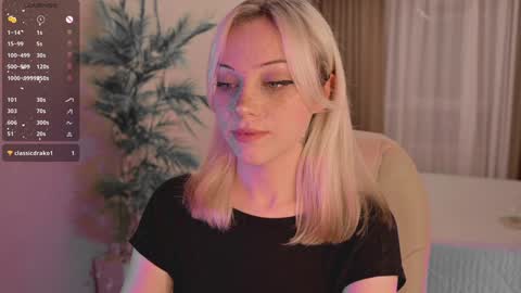 Snapshot of mia_milagros chatting on 09/26/25, 12:47 mia_milagros online show from 09/26/25, 12:47