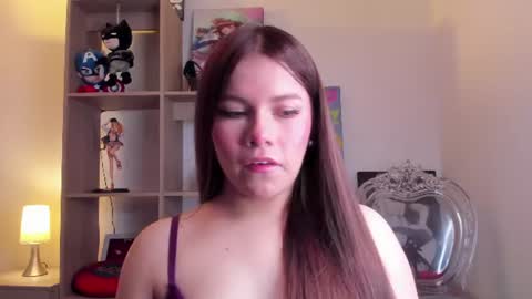 Snapshot of mia_moralez chatting on 06/22/26, 12:46 MIA online show from 06/22/26, 12:46