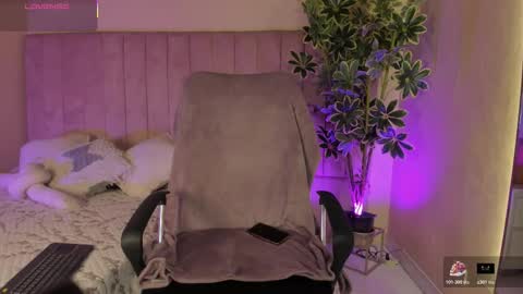 mia_mtnz02 online show from 01/13/26, 03:01