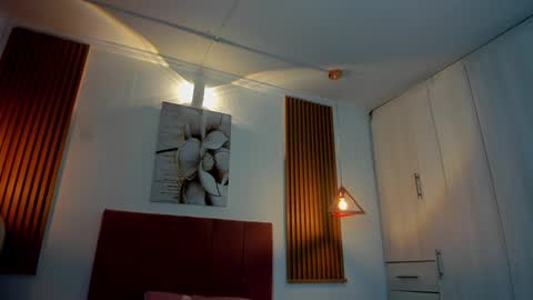 Snapshot of mia_nevaeh chatting on 01/18/25, 07:15 Mia Nevaeh - follow me online show from 01/18/25, 07:15