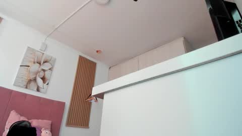 Snapshot of mia_nevaeh chatting on 12/16/25, 07:08 Mia Nevaeh - follow me online show from 12/16/25, 07:08