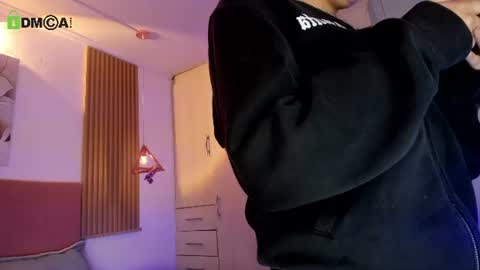 Mia Nevaeh - follow me online show from 06/21/26, 08:00