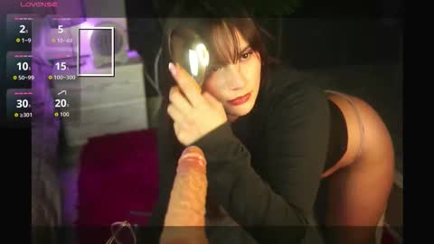 Mia online show from 03/20/26, 03:33