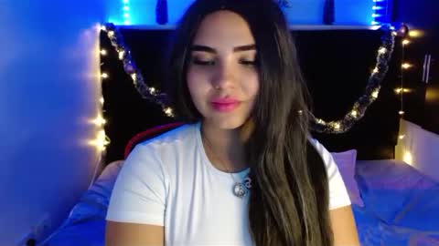 Mia  online show from 12/26/24, 01:54