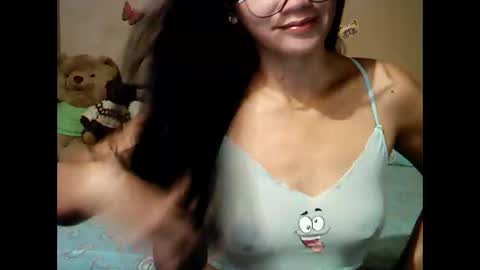 mia_rein online show from 04/30/26, 02:29