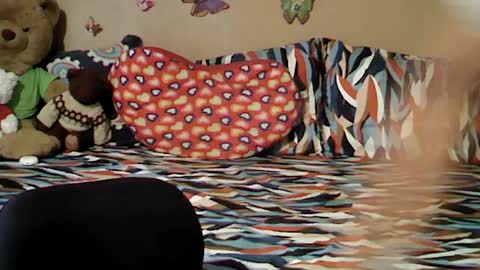 Snapshot of mia_rein chatting on 06/30/26, 01:28 mia_rein online show from 06/30/26, 01:28