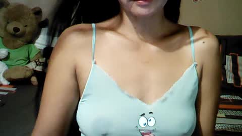 Snapshot of mia_rein chatting on 07/29/26, 02:15 mia_rein online show from 07/29/26, 02:15