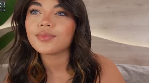mia_rosalie online show from 07/03/26, 07:42
