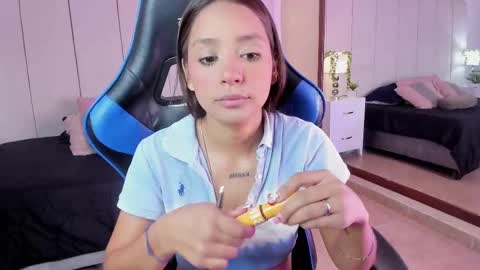 Snapshot of mia_rousse25 chatting on 10/01/25, 01:39 mia rousse25 online show from 10/01/25, 01:39