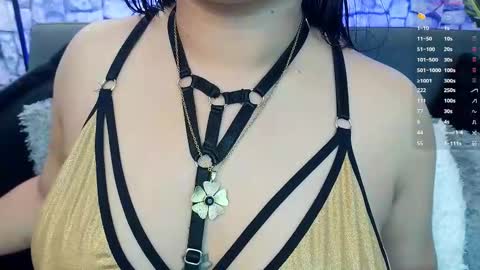 Snapshot of mia_roux1 chatting on 11/17/25, 05:08 Mia online show from 11/17/25, 05:08