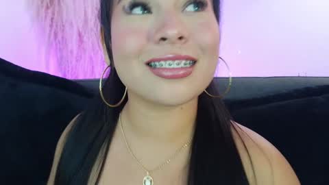 Mia online show from 05/23/26, 03:23