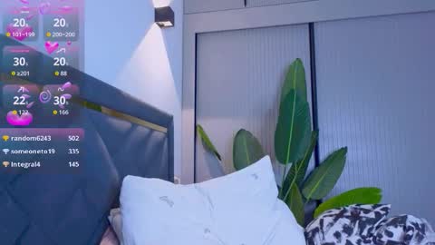 Mia online show from 11/02/25, 08:11