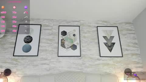 Mia online show from 02/20/25, 07:23