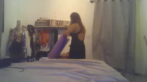 Mia online show from 03/24/26, 10:15