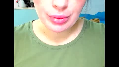 Mia. online show from 12/01/25, 04:34