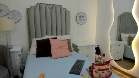 mia_tentacion__ online show from 05/16/26, 08:07