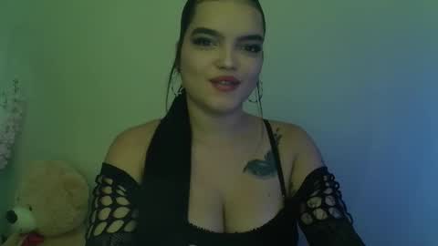 mia_thopsom online show from 02/07/26, 03:05