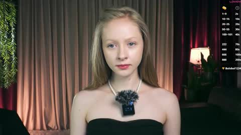 Mia online show from 12/15/25, 03:27