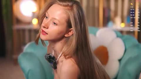 Mia online show from 03/04/26, 03:51