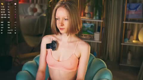 Snapshot of mia_vebes chatting on 06/01/26, 03:36 Mia online show from 06/01/26, 03:36