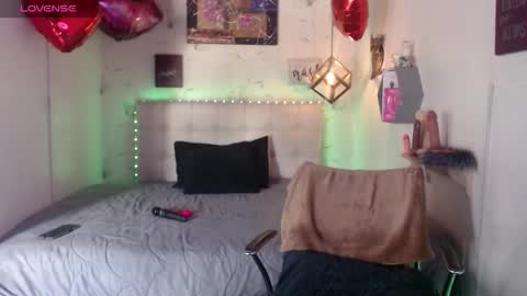 MIA  online show from 01/18/26, 02:54