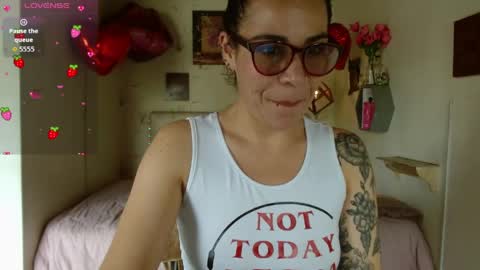 MIA  online show from 04/07/26, 01:55