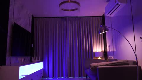 VixenMia online show from 10/03/25, 03:25