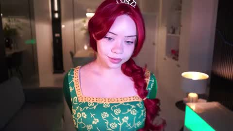 VixenMia online show from 10/12/25, 02:32