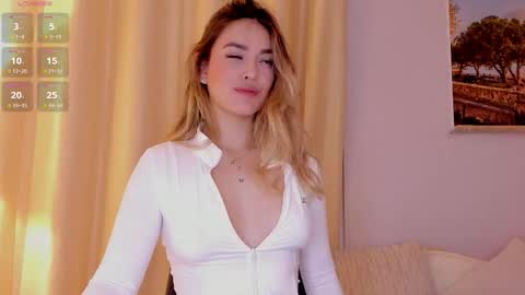 Snapshot of mia_white11 chatting on 03/07/26, 02:03 Mia White online show from 03/07/26, 02:03