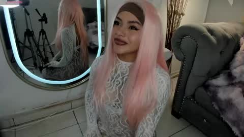 mia_zafir online show from 04/28/26, 08:25