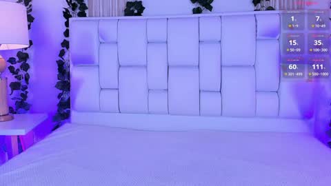 Mia online show from 04/09/26, 11:26