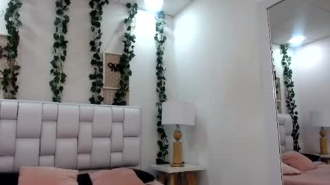 Snapshot of miaa_gh1 chatting on 06/27/26, 11:15 Mia online show from 06/27/26, 11:15