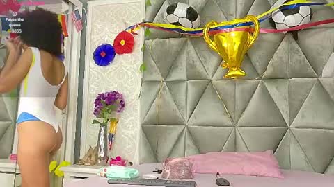 Snapshot of miaa_grace_ chatting on 06/17/26, 12:50 MIIA online show from 06/17/26, 12:50