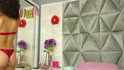 Snapshot of miaa_grace_ chatting on 06/22/26, 12:46 MIIA online show from 06/22/26, 12:46