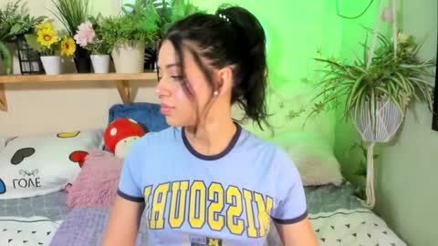 Miaa online show from 10/21/25, 05:46