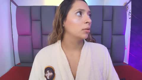 Mia online show from 02/18/26, 12:12