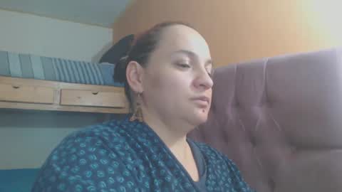 Snapshot of miaabrownn chatting on 12/29/24, 09:30 MIA online show from 12/29/24, 09:30