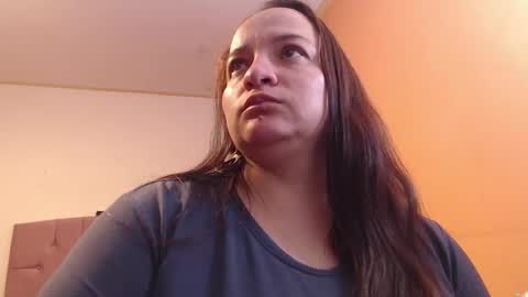 Snapshot of miaabrownn chatting on 02/12/25, 07:13 MIA online show from 02/12/25, 07:13