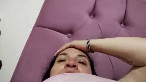 Snapshot of miaabrownn chatting on 02/10/26, 04:27 MIA online show from 02/10/26, 04:27