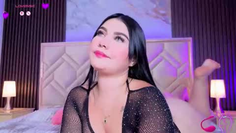 Miaa Farrel online show from 03/25/26, 07:31