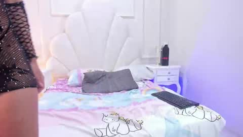 miaakittyy online show from 04/30/26, 08:57