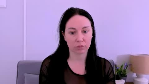 Mia online show from 05/13/26, 03:20