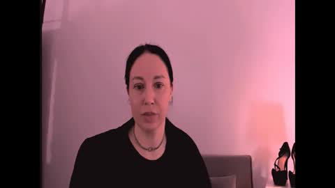 Mia online show from 05/16/26, 04:06