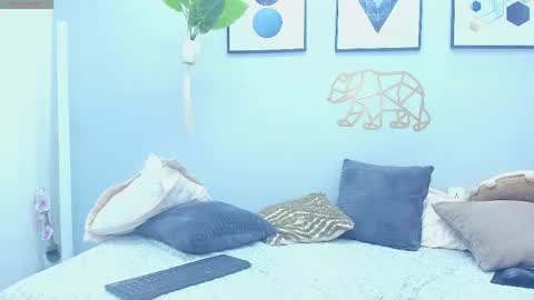 Snapshot of miaamane chatting on 01/05/25, 04:06 Mia online show from 01/05/25, 04:06