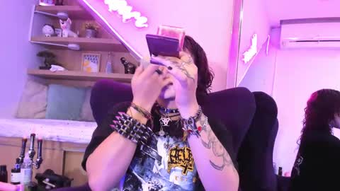 Snapshot of miaamane chatting on 03/08/25, 12:41 Mia online show from 03/08/25, 12:41