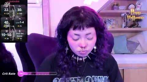 Snapshot of miaamane chatting on 10/29/25, 03:31 Mia online show from 10/29/25, 03:31